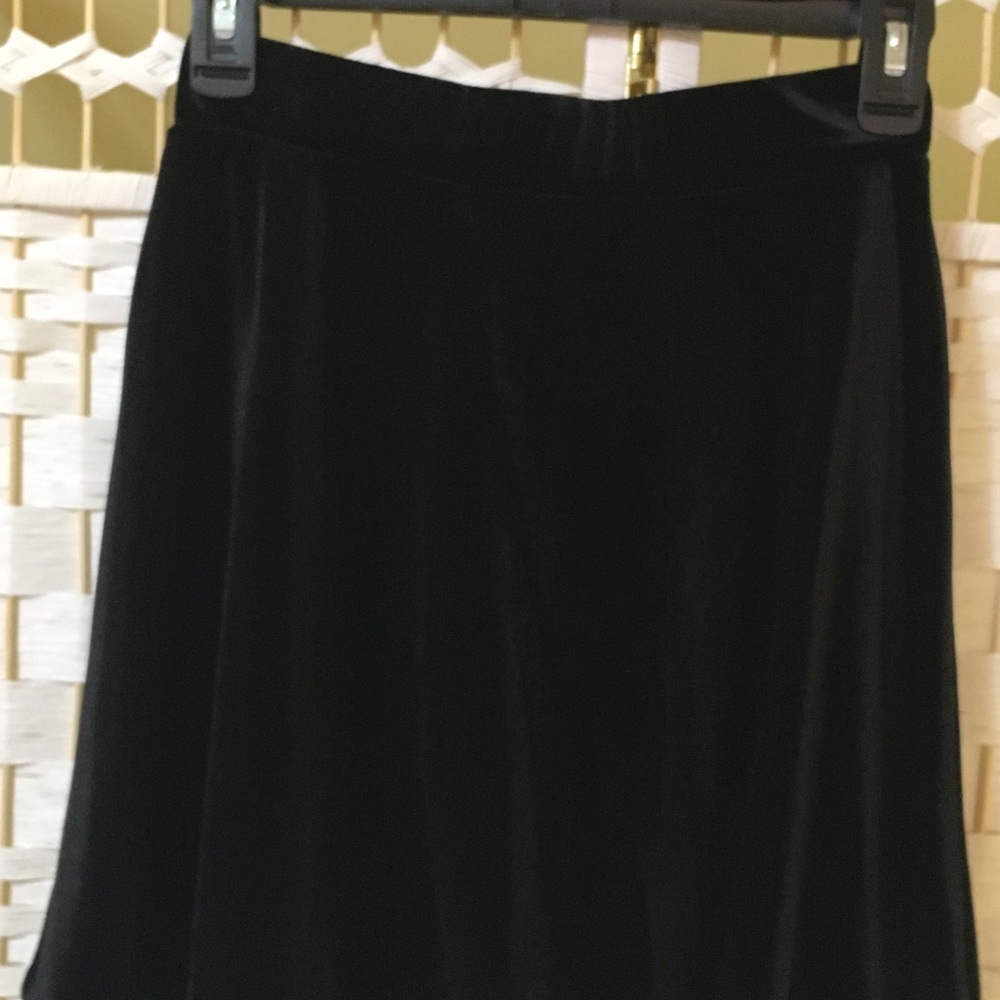 VELVET MINI SKIRT